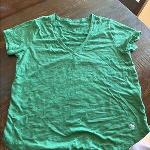 Abercrombie & Fitch Emerald Green V‑Neck Tee